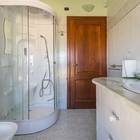 Appartement Anaelehouseapartments Ltb *