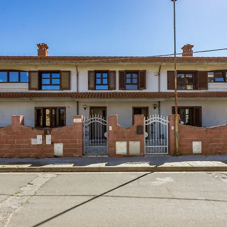 Anaelehouseapartments Ltb Appartement *