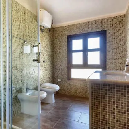 Anaelehouseapartments Ltb *