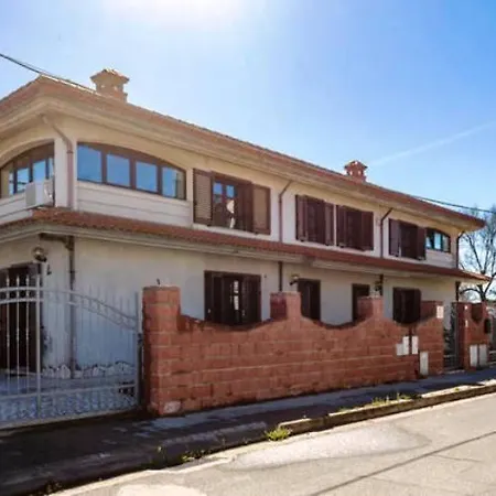 Anaelehouseapartments Ltb