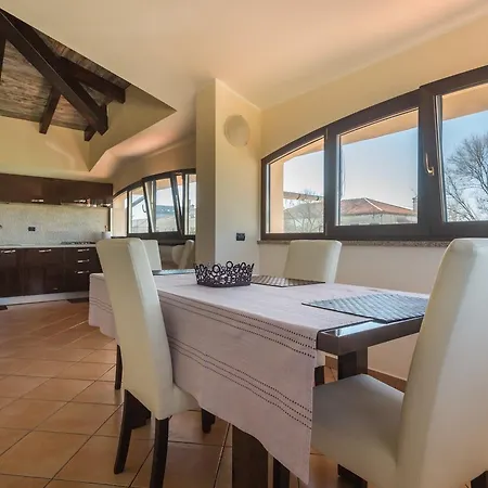 Appartement Anaelehouseapartments Ltb