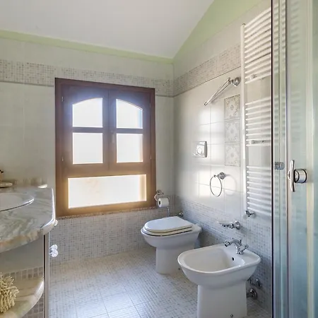 Anaelehouseapartments Ltb *