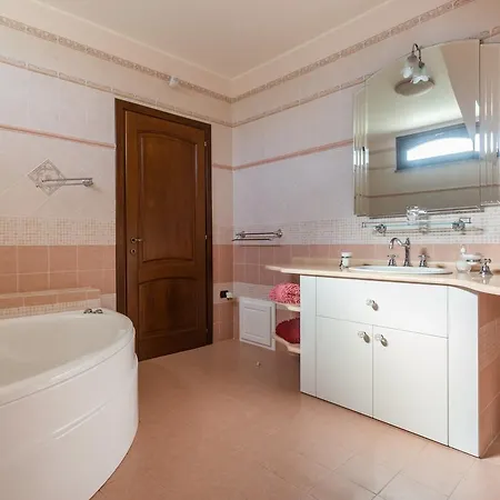 Apartment Anaelehouseapartments Ltb