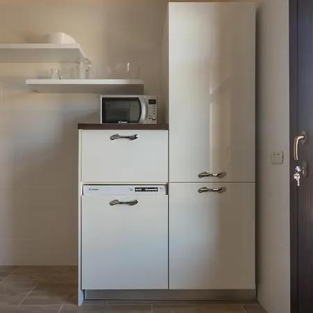 Anaelehouseapartments Ltb Appartement