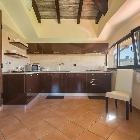 Appartement Anaelehouseapartments Ltb *