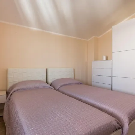 Apartment Anaelehouseapartments Ltb