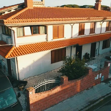 Anaelehouseapartments Ltb *