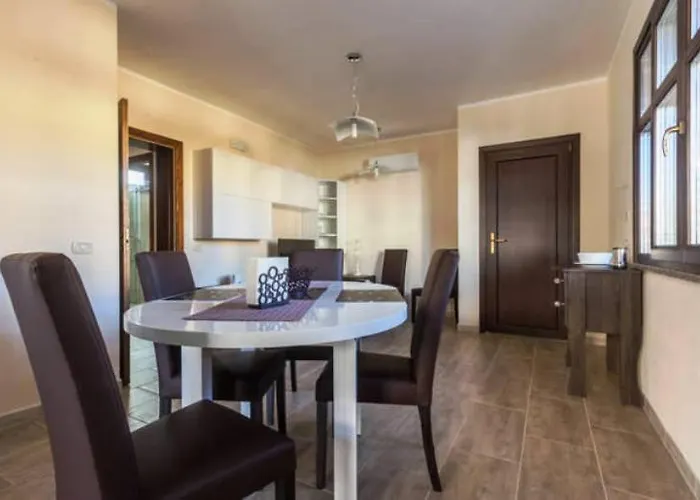 公寓 Anaelehouseapartments Ltb *